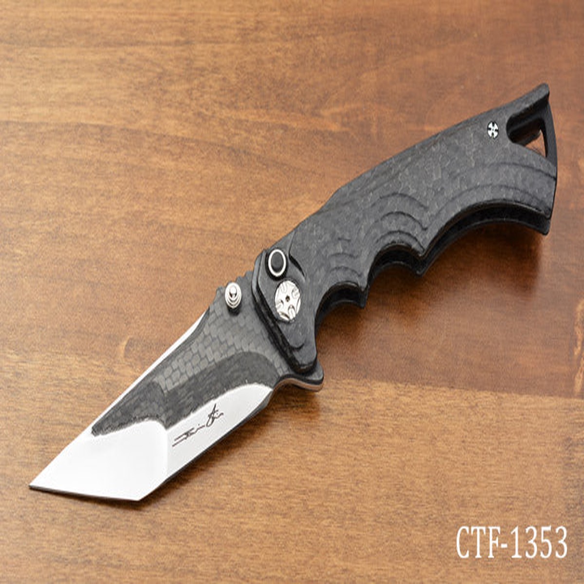 Tighe Fighter Tanto