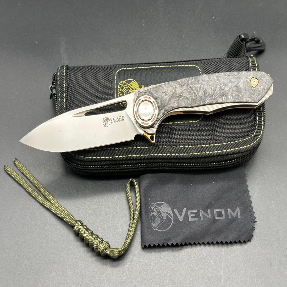 Kevin John Harpoon titaniumCF handle wM390 blade