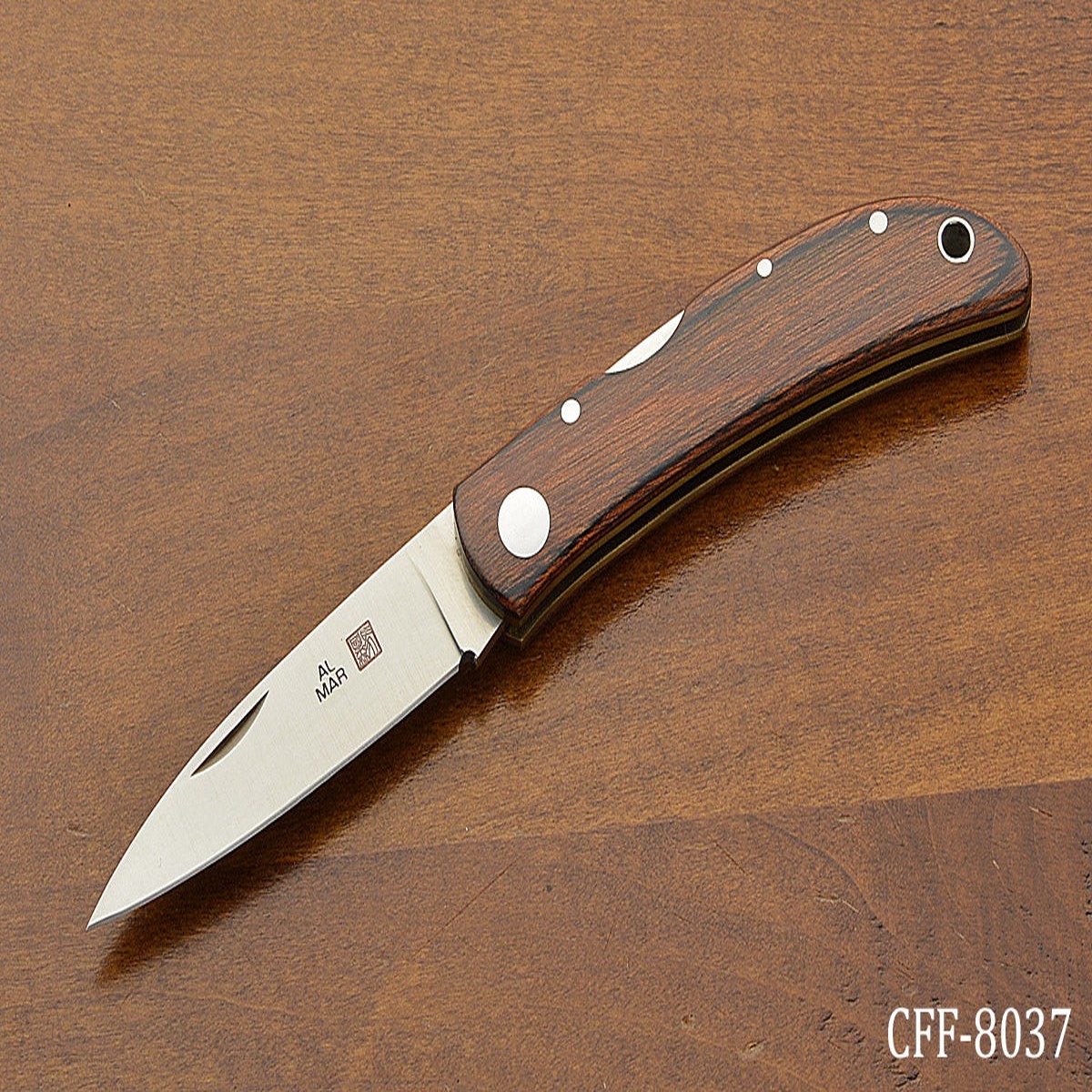 1002-TW Hawk