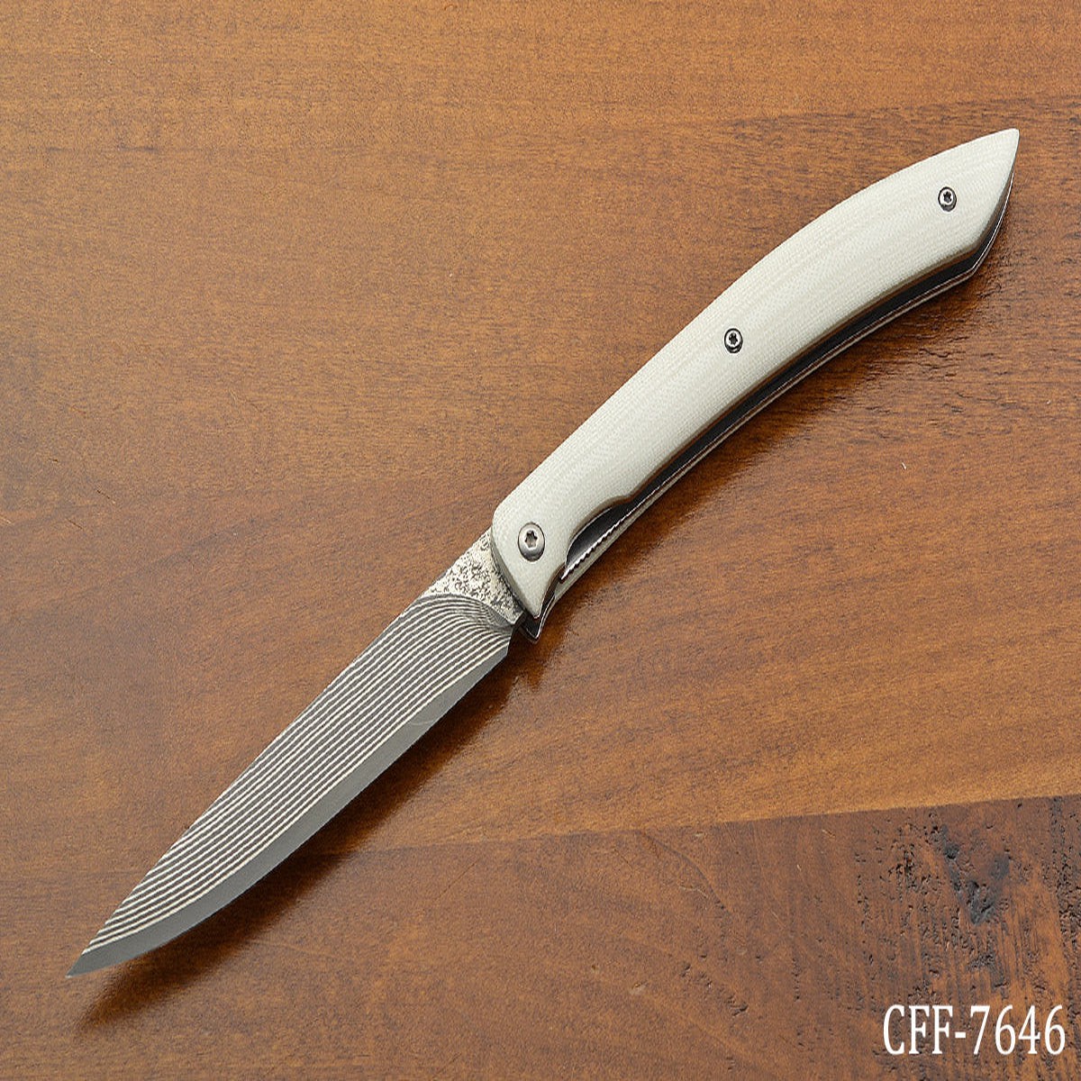 0733 Liner Locking Folder